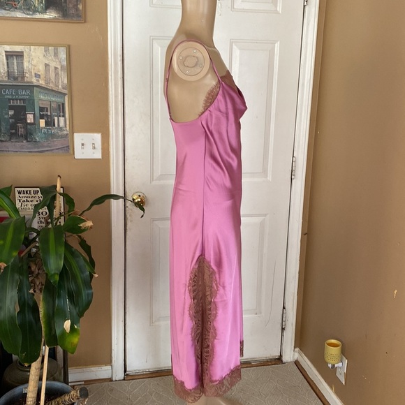 NWT Victoria’s Secret gown - Picture 5 of 11